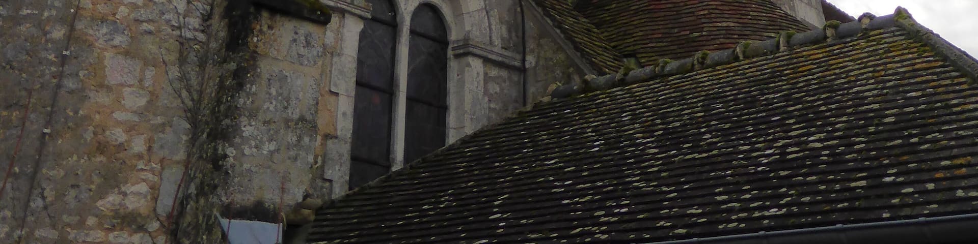 Ăglise Saint-Pierre-et-Saint-Paul d'Eperrais, dans l'Orne.