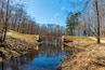 Dam and waterfall in Beaver lake, Pocahontas park