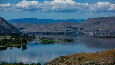 Lake Pateros, Brewster, Washington State, lake, landscape, agriculture, mountains