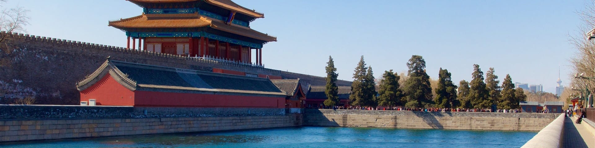 Houhai Lake 呈现出 懷舊元素 和 湖泊或水坑