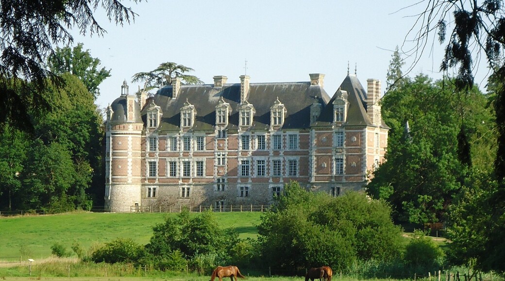 Facade Nord du Chateau de Chambray - Gouville - Eure (27)