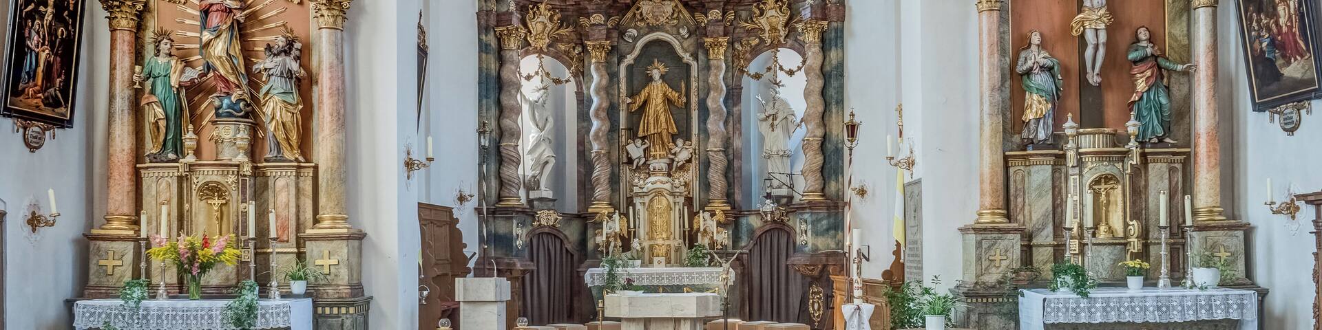 Altars of the Holy Cross Church in Bundorf Neuses