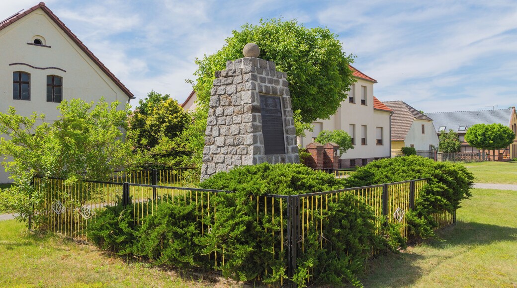 World War I memorial in Zeust, a district of Friedland, Landkreis Oder-Spree, Brandenburg, Germany.