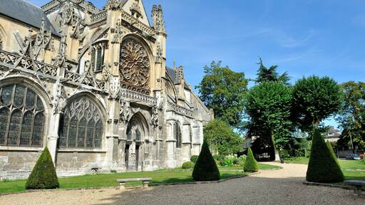 La cattedrale di Notre Dame a Les Andelys, Normandia, Francia