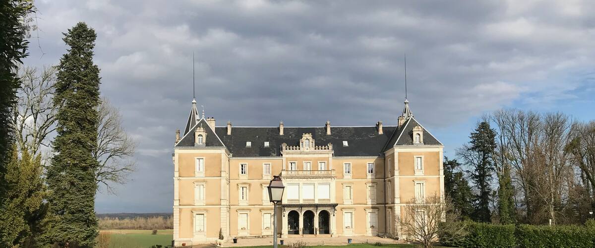 Château de Clervans à Chamblay (Jura, France) en janvier 2018.
