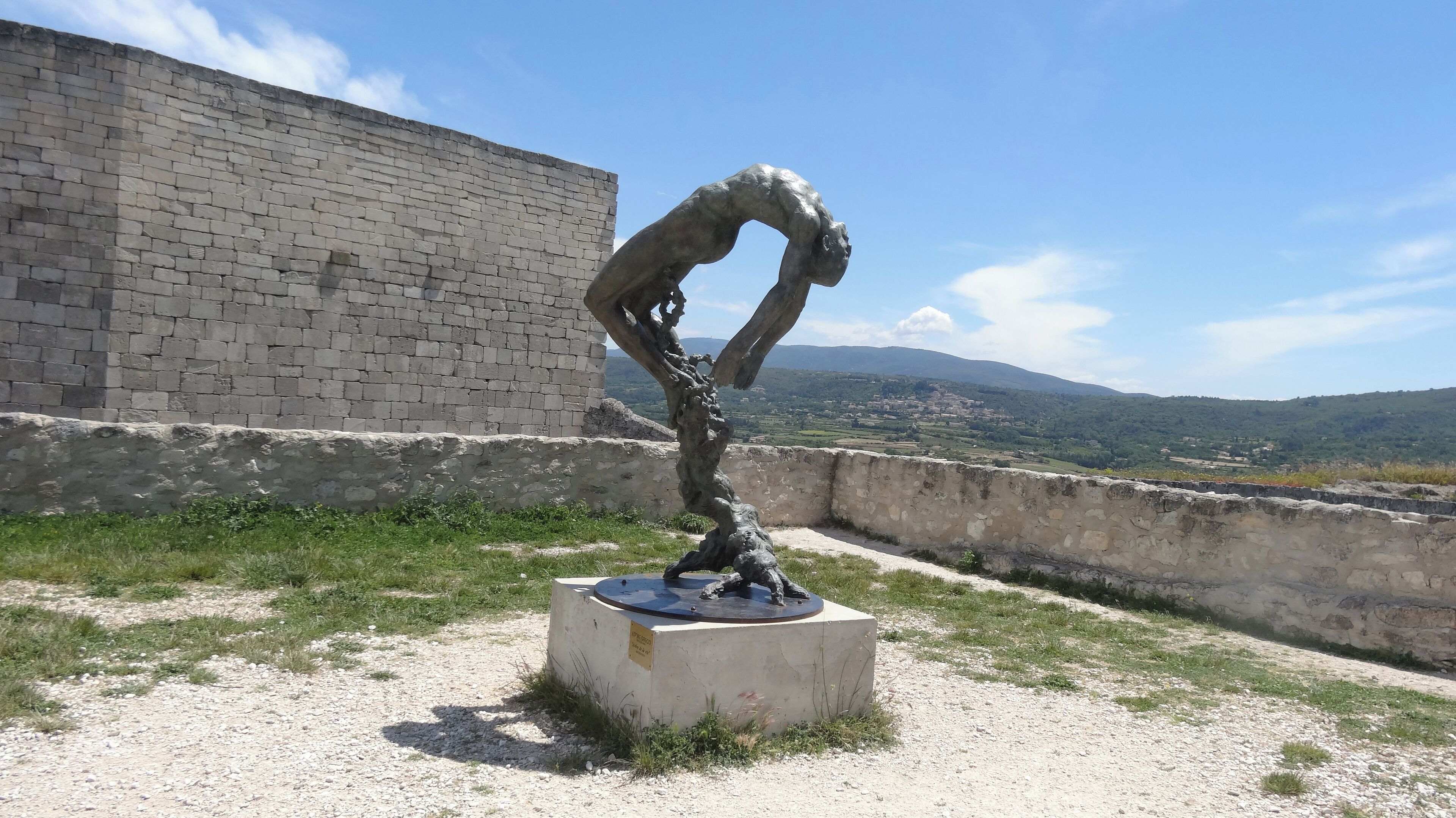 This building is indexed in the Base Mérimée, a database of architectural heritage maintained by the French Ministry of Culture, under the reference PA00082229 .