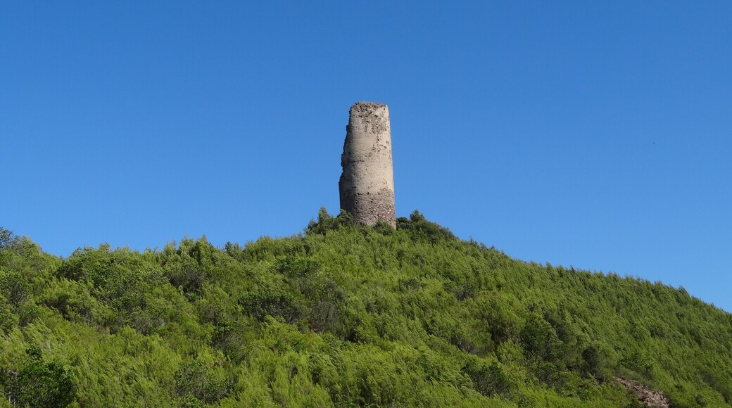 Torre dels Moros, o Torre de Castellnou (juliol 2012)
