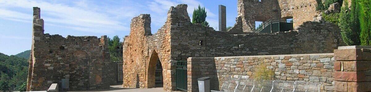Castellnou de Bages, castell convertit en cementiri