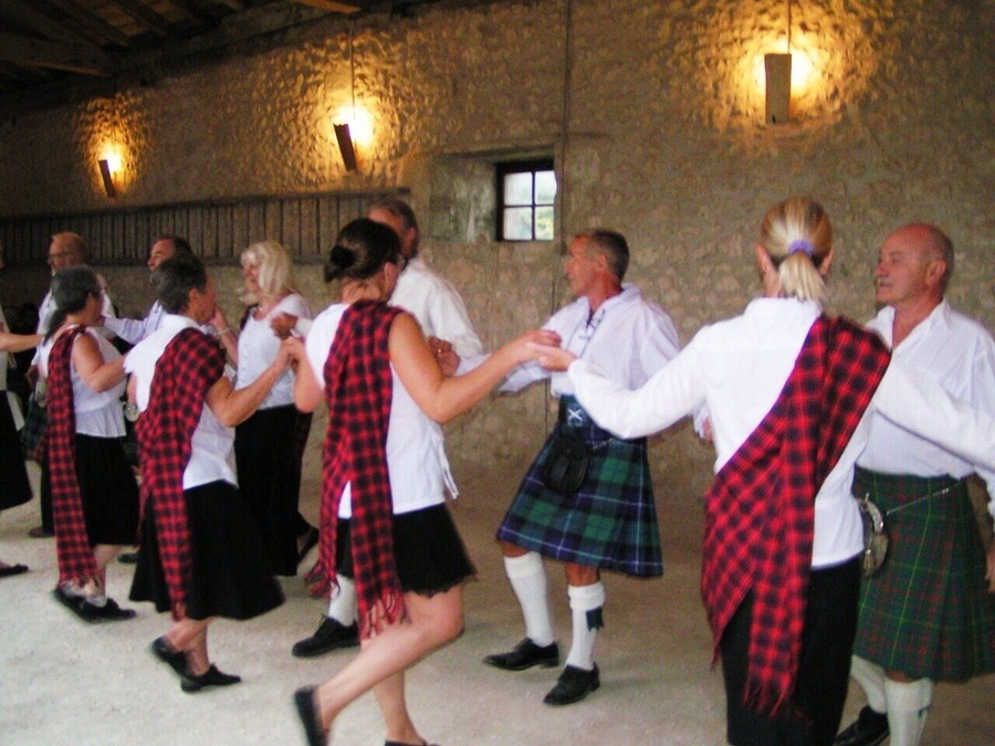 Our Scottish Dancers at Lusignac Chateau France
