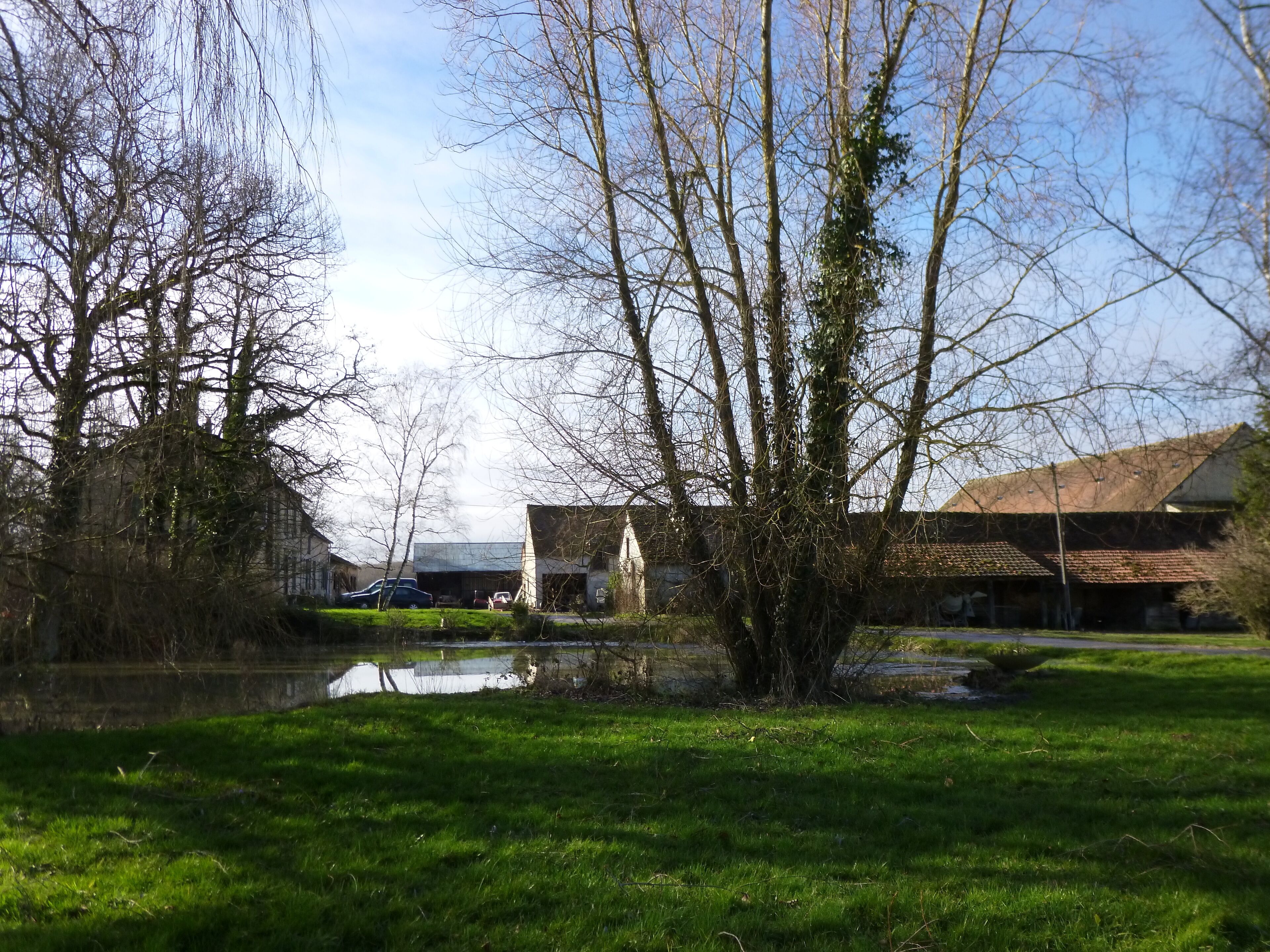 Saint-Maurice-sur-Aveyron, Loiret, [[:en:Région fra Les Beauchets farm, 1932. Listed (not classed) as historical monument.nçaise|région]] Centre, France.