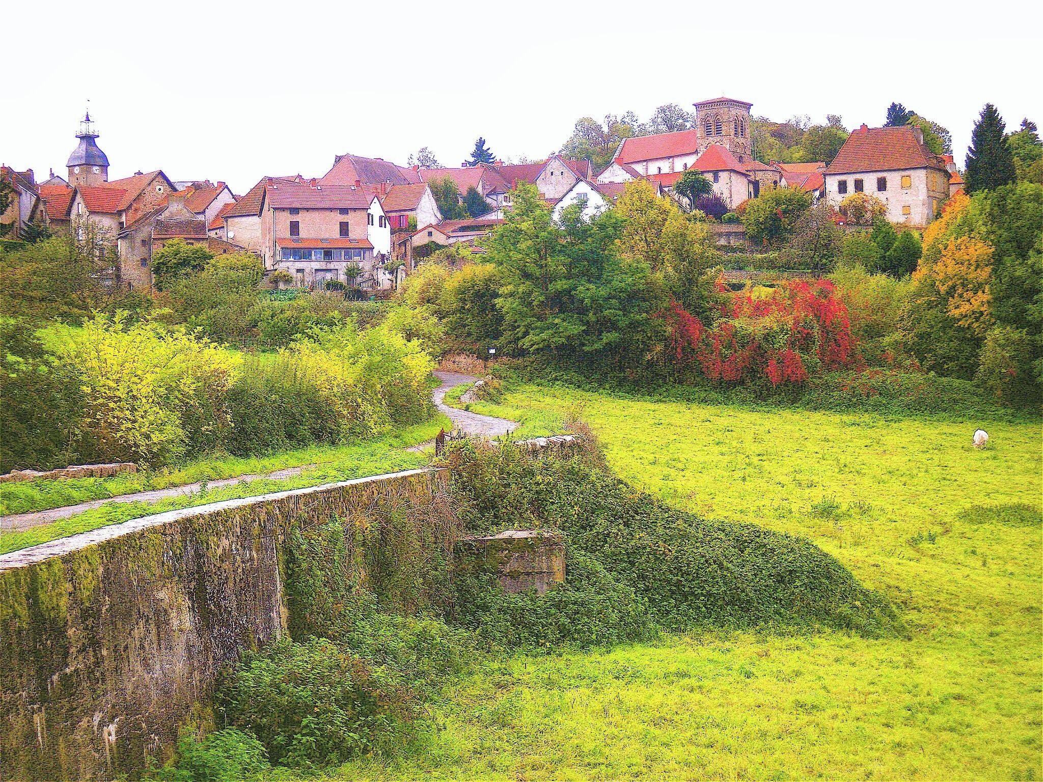 63700 Montaigut, France