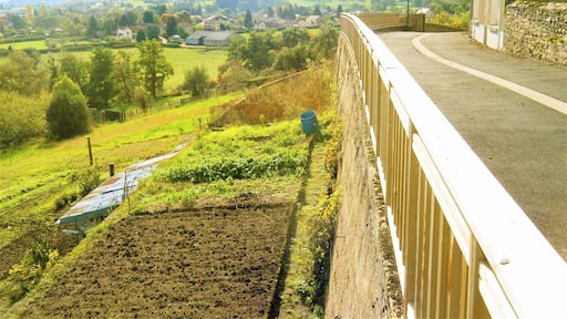 63700 Montaigut, France