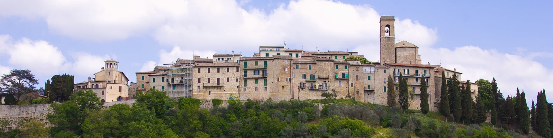 Veduta panoramica di Gualdo Cattaneo in Umbria