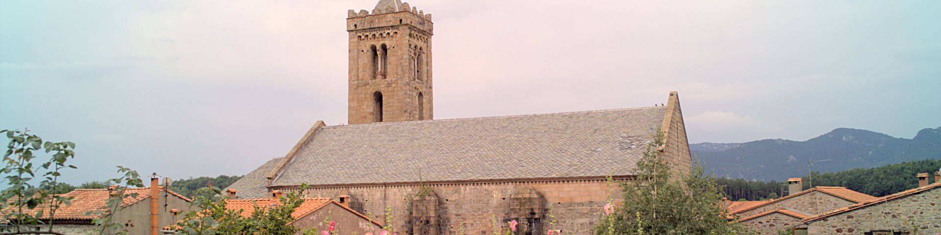 This building is classé au titre des Monuments Historiques. It is indexed in the Base Mérimée, a database of architectural heritage maintained by the French Ministry of Culture, under the reference PA00104009 .