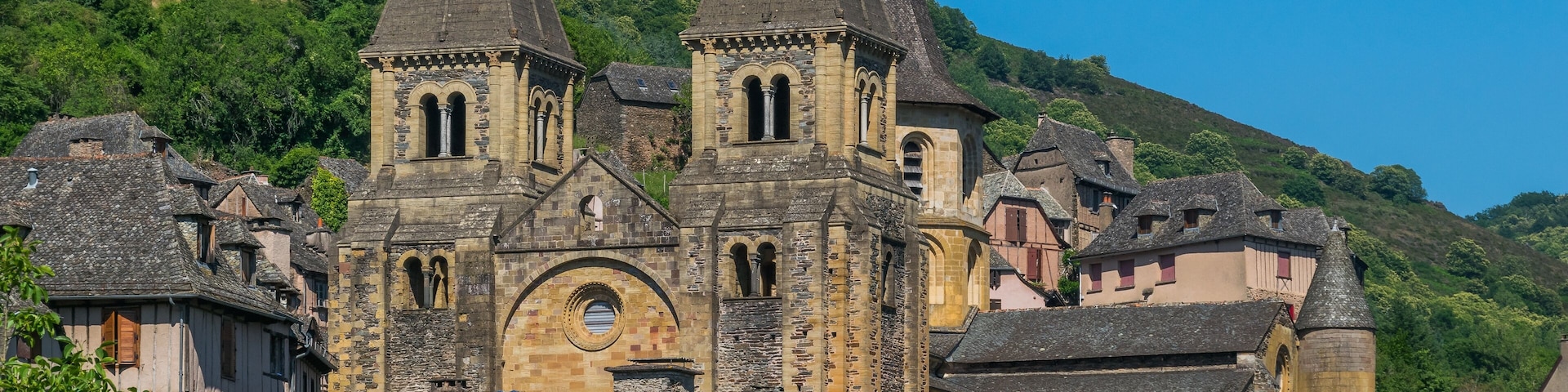 This building is classé au titre des Monuments Historiques. It is indexed in the Base Mérimée, a database of architectural heritage maintained by the French Ministry of Culture, under the reference PA00093999 .