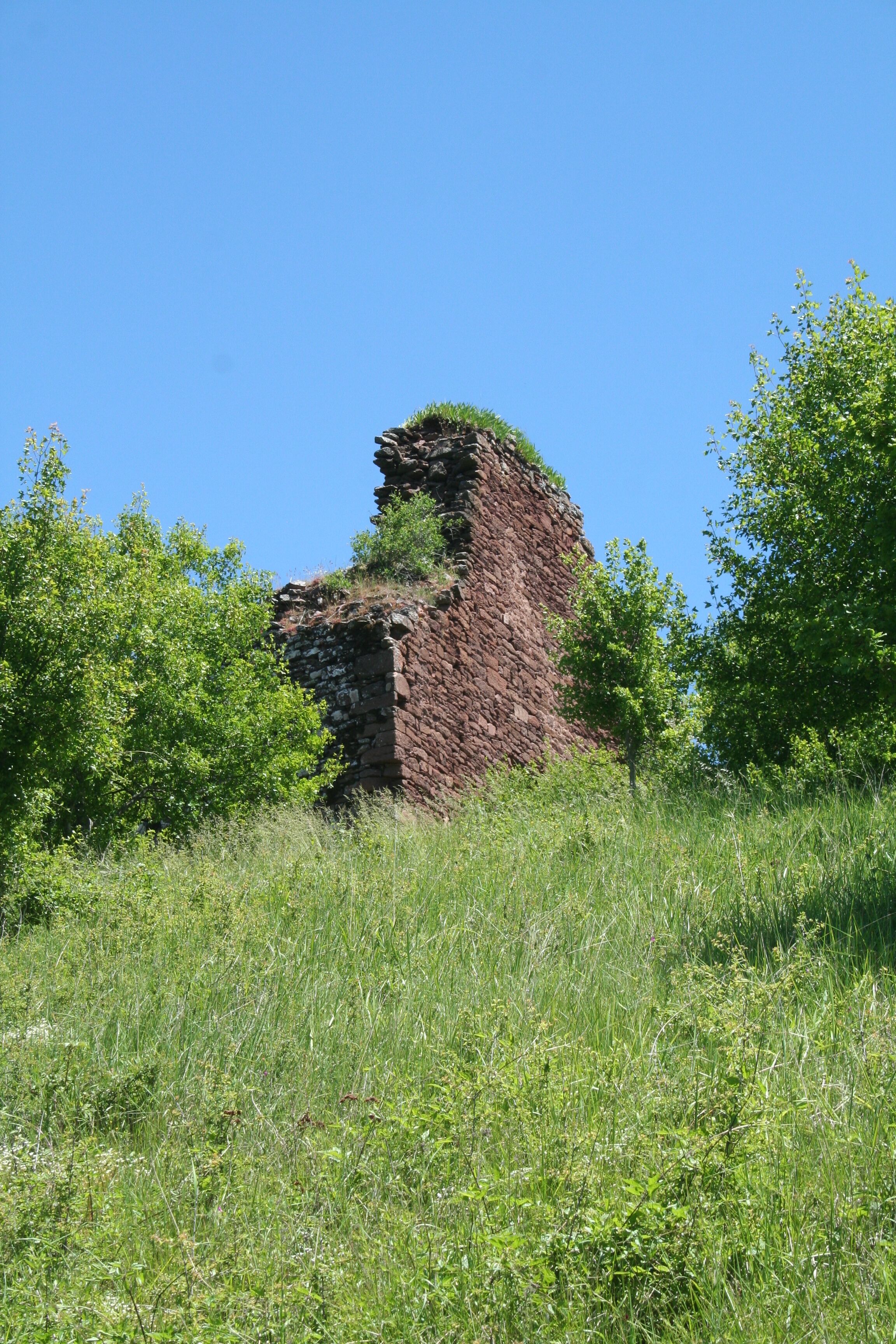 Combret (Aveyron) - ruines du château