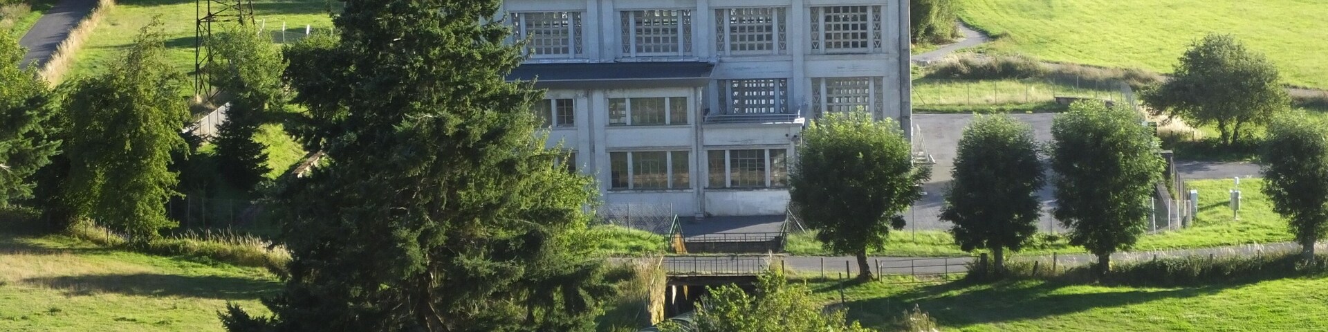 Description=The Alrance hydroelectric power station discharges into the head of the Lac de Villefranche-de-Panat, Aveyron, France which was built between 1949 and 1952 on the Alrance (river). Waters come through 10.8 km long penstocks from the Lac de Pareloup.