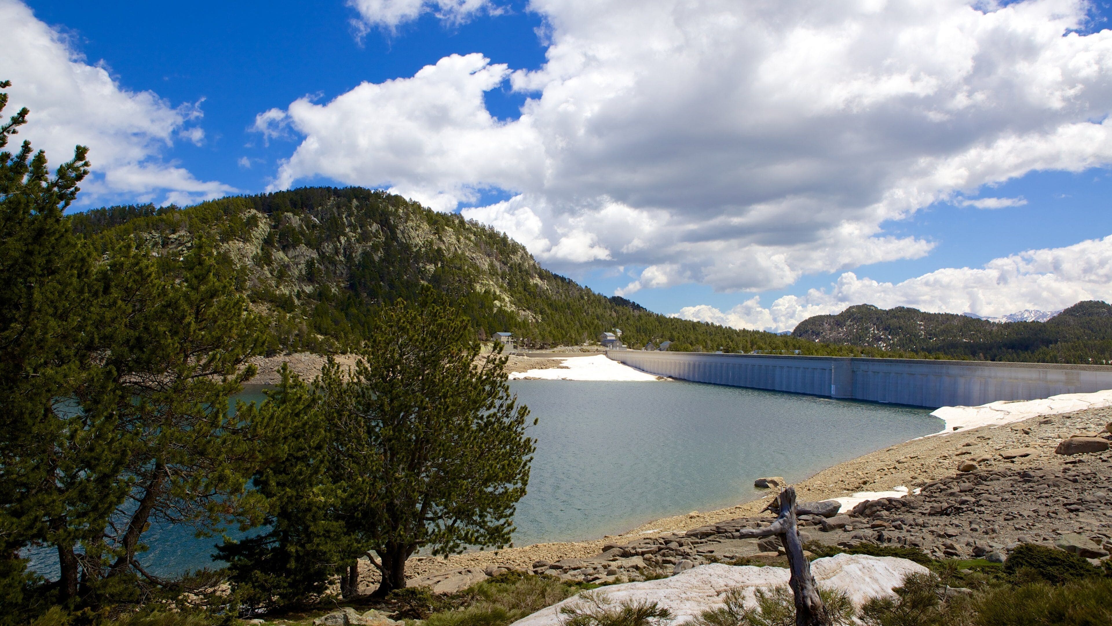 Lac des Bouillouses which includes a lake or waterhole