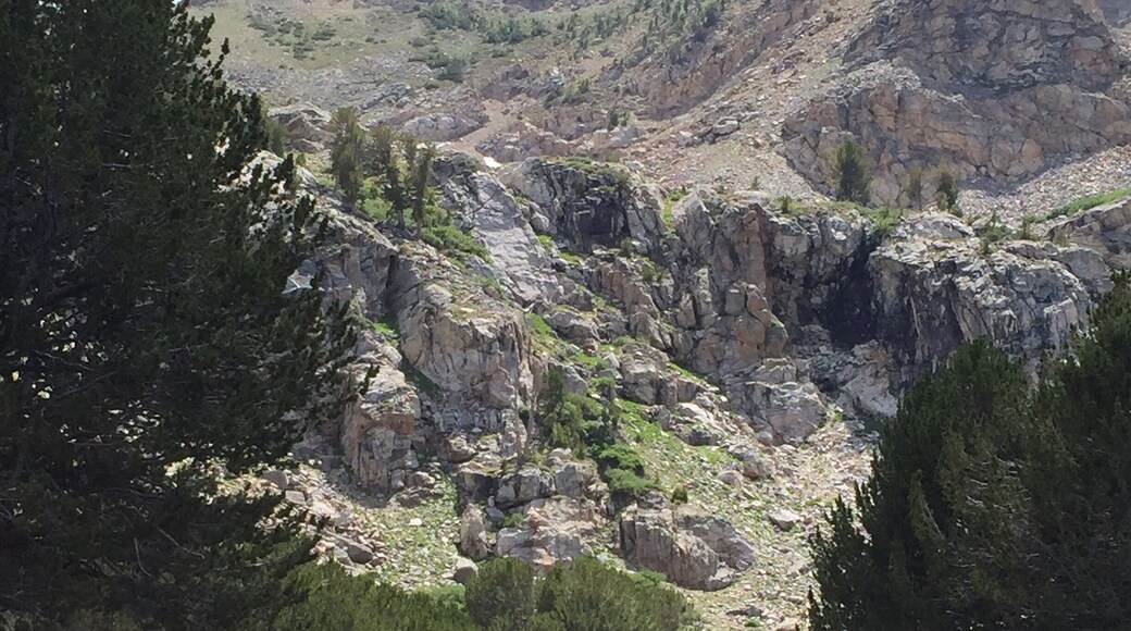 #weekendgetaway
The Ruby Mountains in northeastern Nevada, is one of the most beautiful places on the planet. This is one of the Dollar Lakes that we passed on our hike to Lamoille Lake.