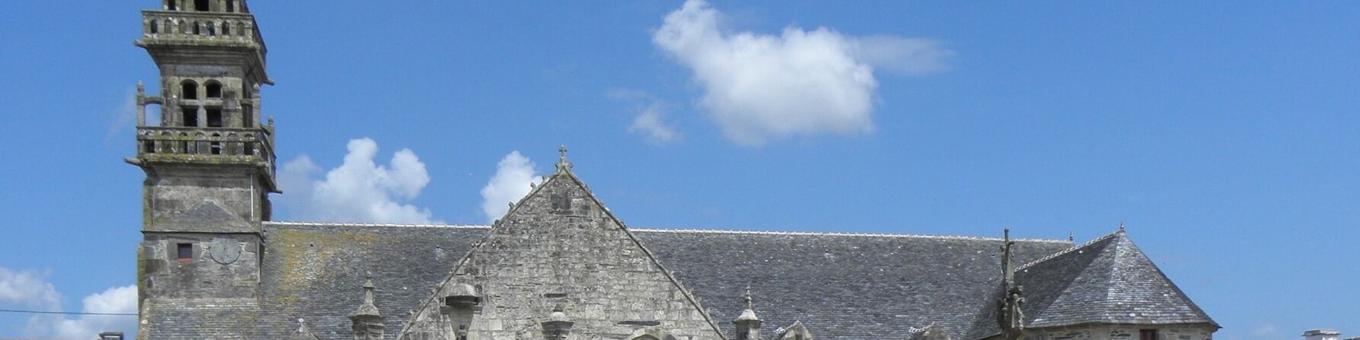Église Sainte-Pitère du Tréhou (29). Vue méridionale.