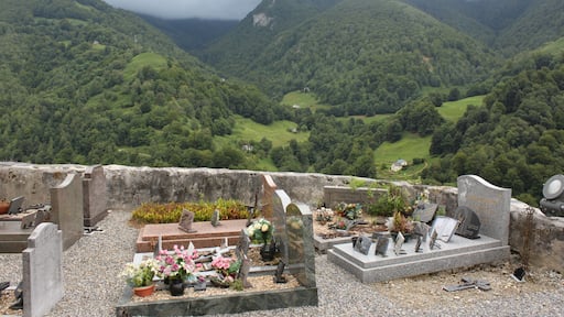 This building is indexed in the Base Mérimée, a database of architectural heritage maintained by the French Ministry of Culture, under the reference PA00132935 .