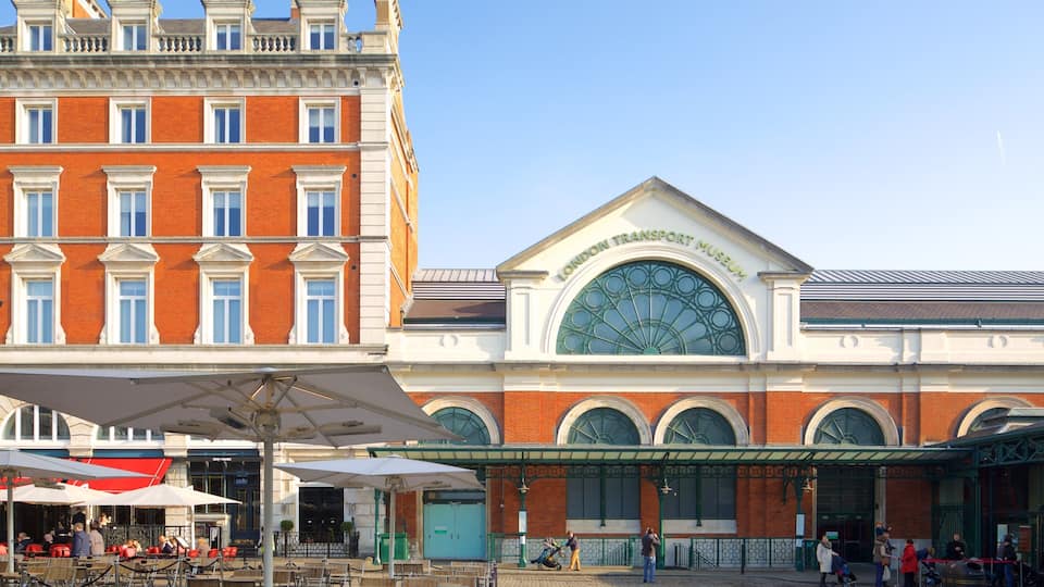 Covent Garden featuring cafe lifestyle
