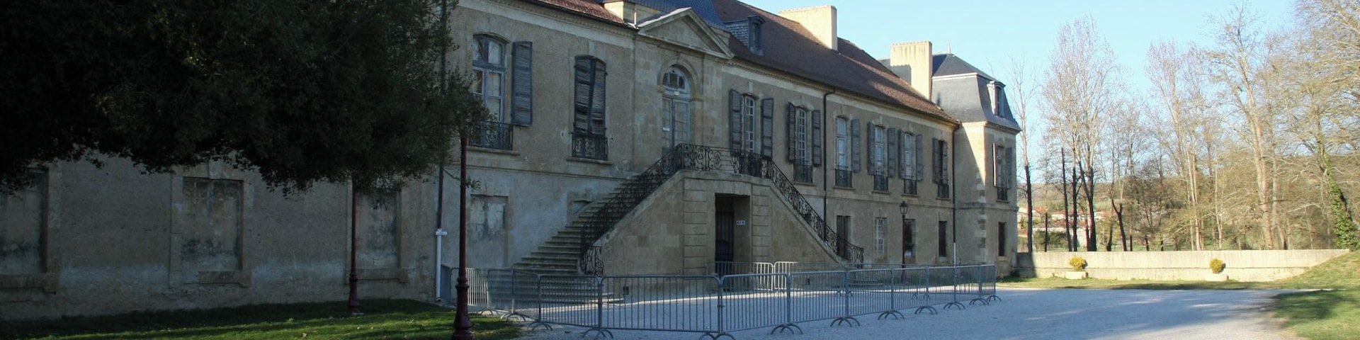 Isle de Noé's Castle