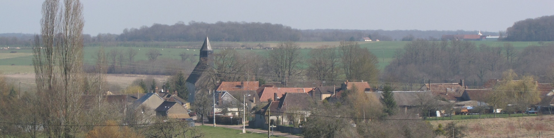 Fontenouilles, Yonne (France) - the village seen from the west