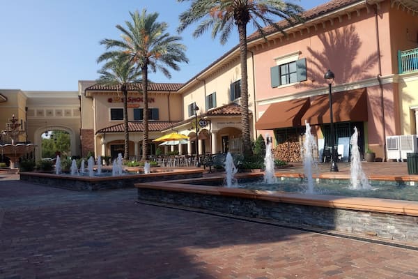 Early mornings at Vintage Park.
#VintagePark #HoustonTX #NorthHouston #SpringTX #Fountains