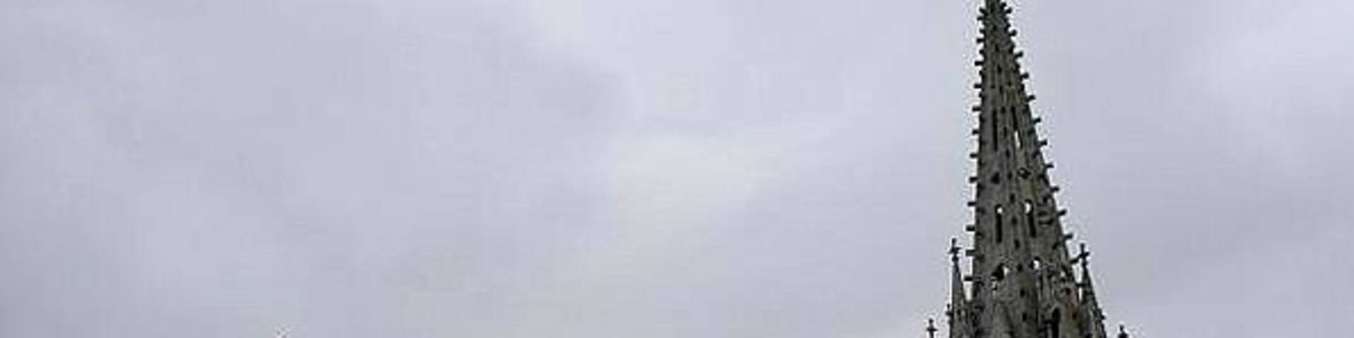 Église Saint-Pierre de Parcé (35). Extérieur. Checet.