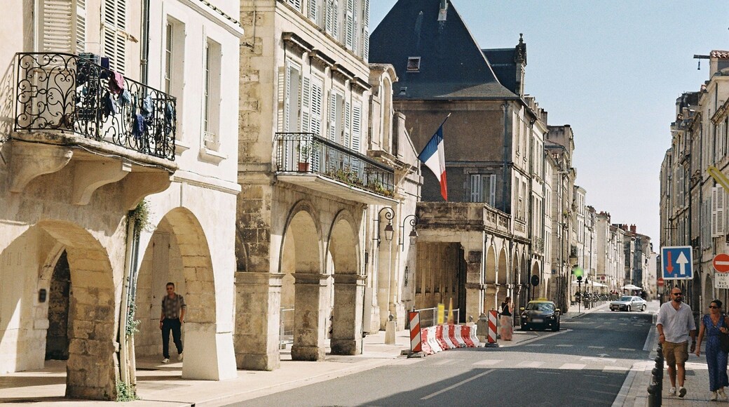 Rue Albert 1er, La Rochelle.