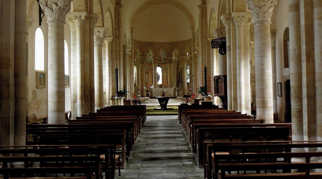 This building is indexed in the Base Mérimée, a database of architectural heritage maintained by the French Ministry of Culture, under the reference PA00113017 .