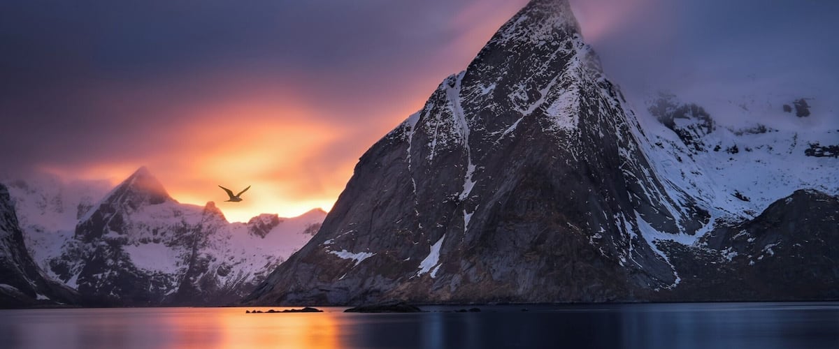 It was amazing sitting by the shore watching the sunset surrounded by the snow covered mountains in Lofoten.
Since moving back from London 2 years ago I have barely touched my camera as I am no longer inspired by the scenery around me. I miss it though.
#BvSCrete