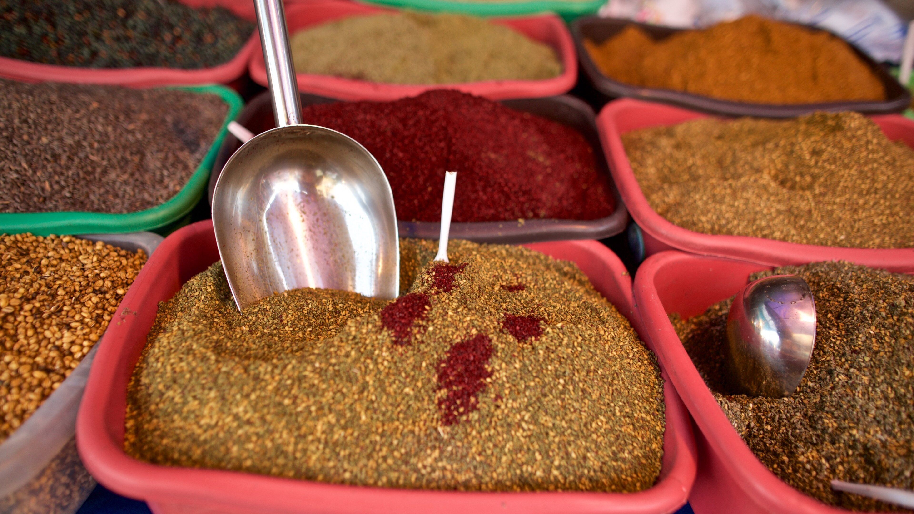 Souk Jara showing food