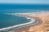 Vue panoramique sur la plage d’Imsouane