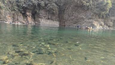 #ExpediaCares #CleanWaterandSanitation
#LifeAtExpedia
Crystal clear, clean natural water is a dream for all city dwellers. I always wanted to show my daughter we have so beautiful places in India something we should remember, cherish & try to restore.
Hence instead of contesting for Sanitation Issues, showcasing Wonders in India.
There is a small heaven in the North-East side of India - Dawki a small village on the banks of Umngot River, near Tamabil Point on India-Bangladesh border.
The water is so pure that you can clearly see the rocks & fishes from the boat & wonder how the boat is floating, how deep is the water...A treasure waiting to be explored...