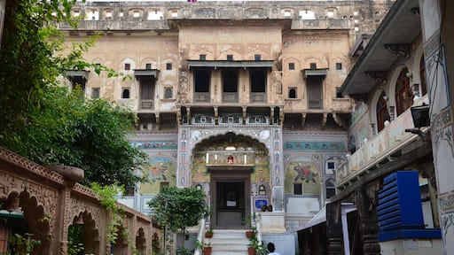 Stunning architecture offside the touristic trails: haveli in the city of Bikaner in Rajasthan, India