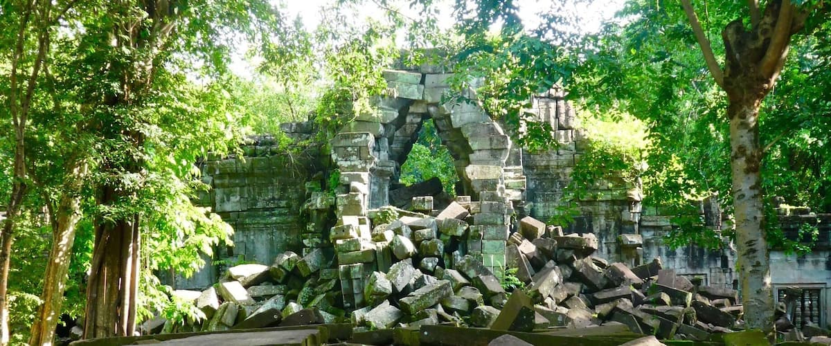 The collapsed entryway to the jungle temple