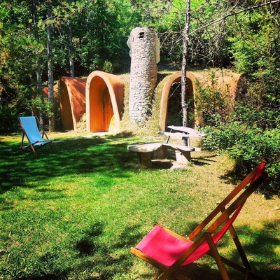 feels like Hobbit?