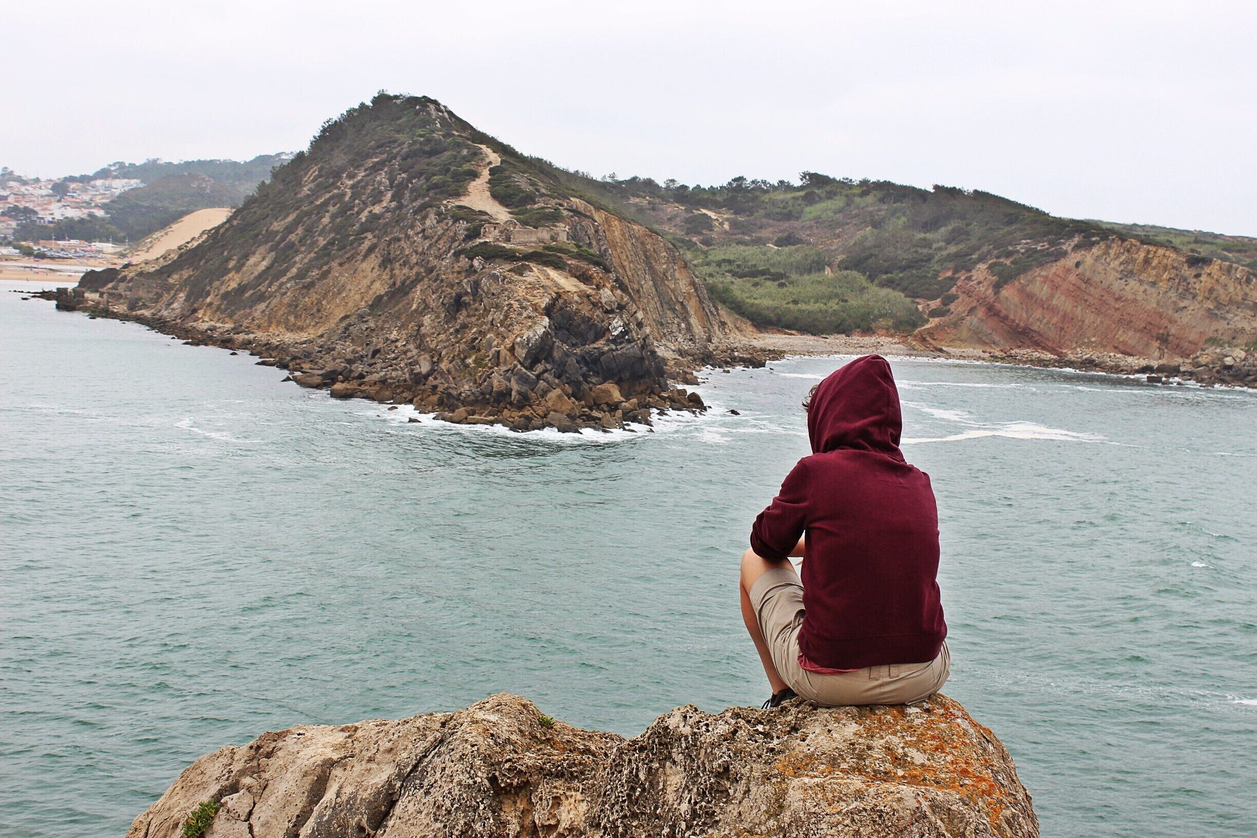 Baía de São Martinho do Porto, junto ao farol.