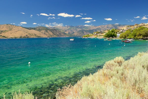 Lake Chelan featuring mountains, a coastal town and general coastal views