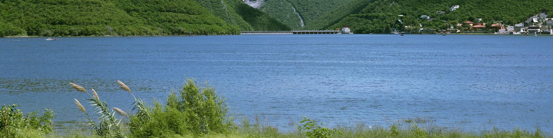 Picturesque view of beautiful mountains and lake