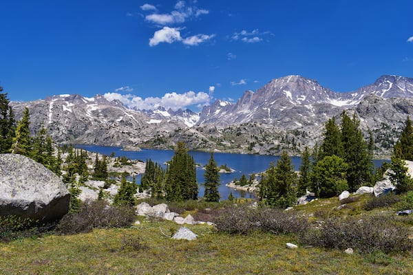 Wind River Range, Rocky Mountains, Wyoming, views from backpacking hiking trail to Titcomb Basin from Elkhart Park Trailhead going past Hobbs, Seneca, Island, Upper and Lower Jean Lakes as well as Pho