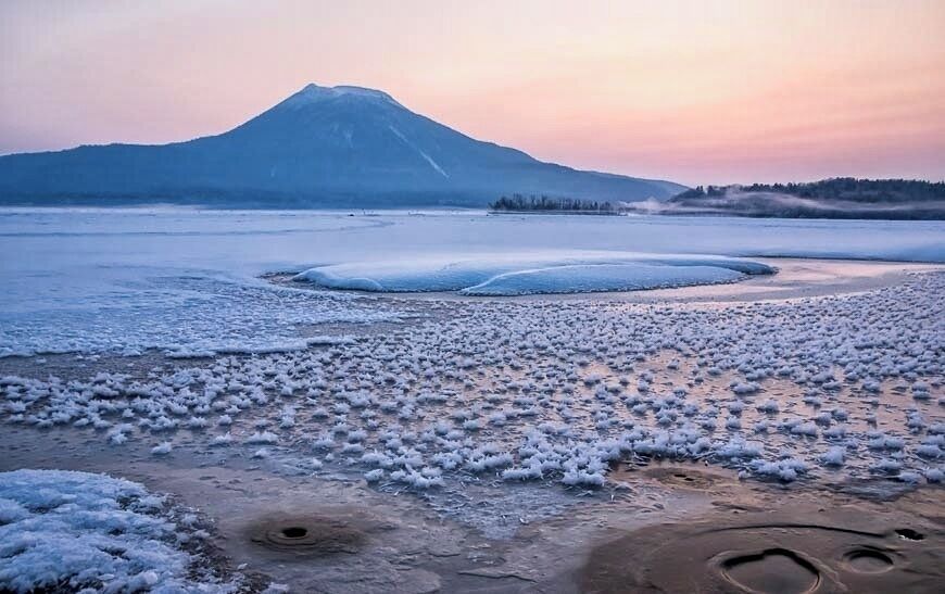 Caught the sunrise at Lake Akan in Hokkaido, Japan. This is a great area in the winter for snowshoeing,  fat tire biking and of course enjoying an onsen.