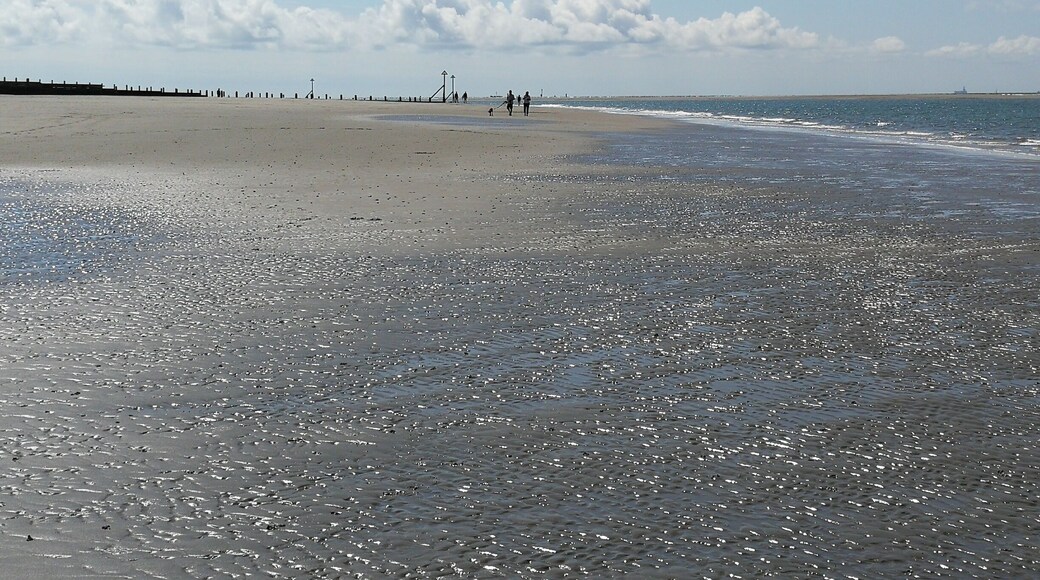 On a good day this beach is quite spectacular! #sussex #sea #seaside #westwittering #beach #blueskys