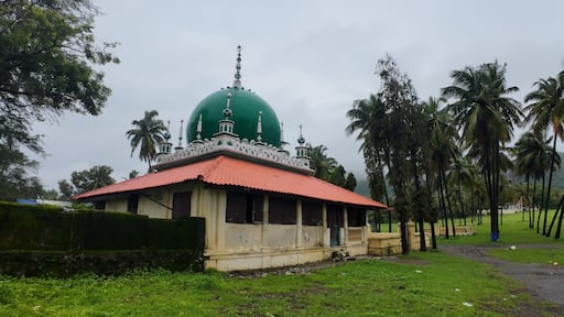 Pirwadi Darga, Pirwadi, Nagaon, Uran, Navi Mumbai, Maharashtra