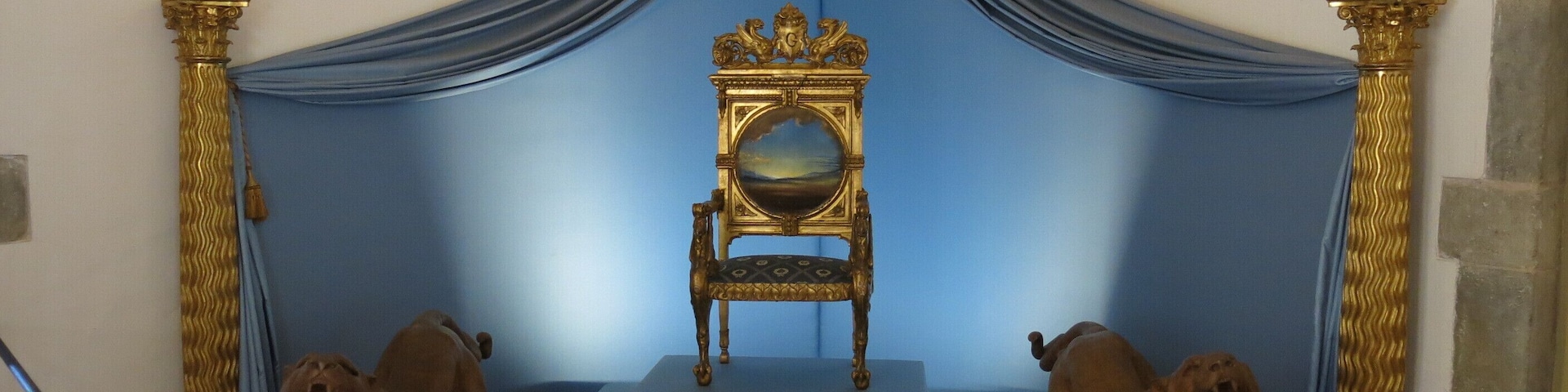 Castell de Púbol i església del castell (la Pera)