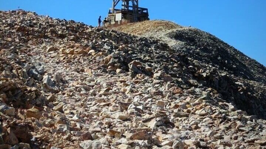 Watchtower on the summit of Hahn's Peak #hiking