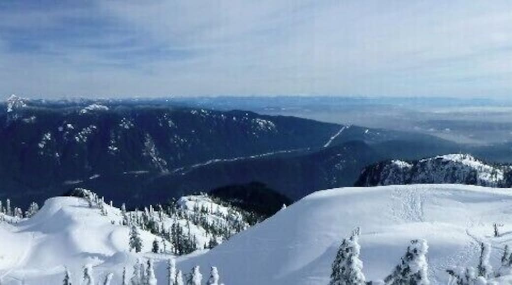 Panorama taken from the top of First Peak at Mount Seymour Provincial Park.
Great views of Mount Baker, North Vancouver, Vancouver and even Vancouver Island on a sunny day!
#snow #vancouver #panorama