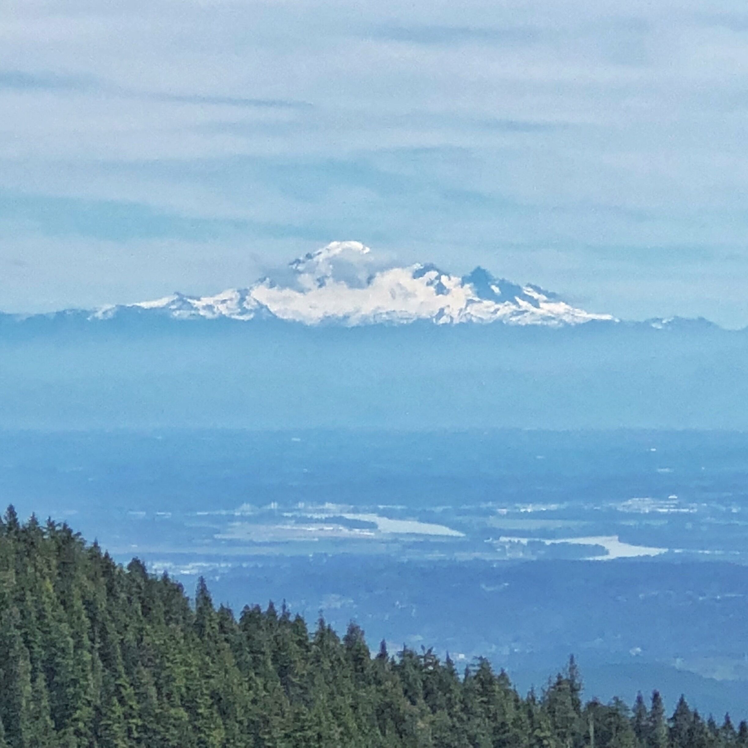 View of Mt Baker in the USA on a day without haze